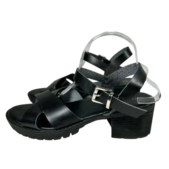 Torrid Size 9.5 WW Lug Heel Sandals Black Faux Leather - Picture 5 of 8